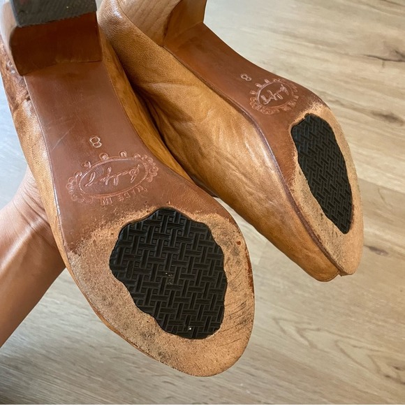 Salpy Geneva Bootie size 8 gorgeous soft leather sculpted & stitched - Picture 9 of 12